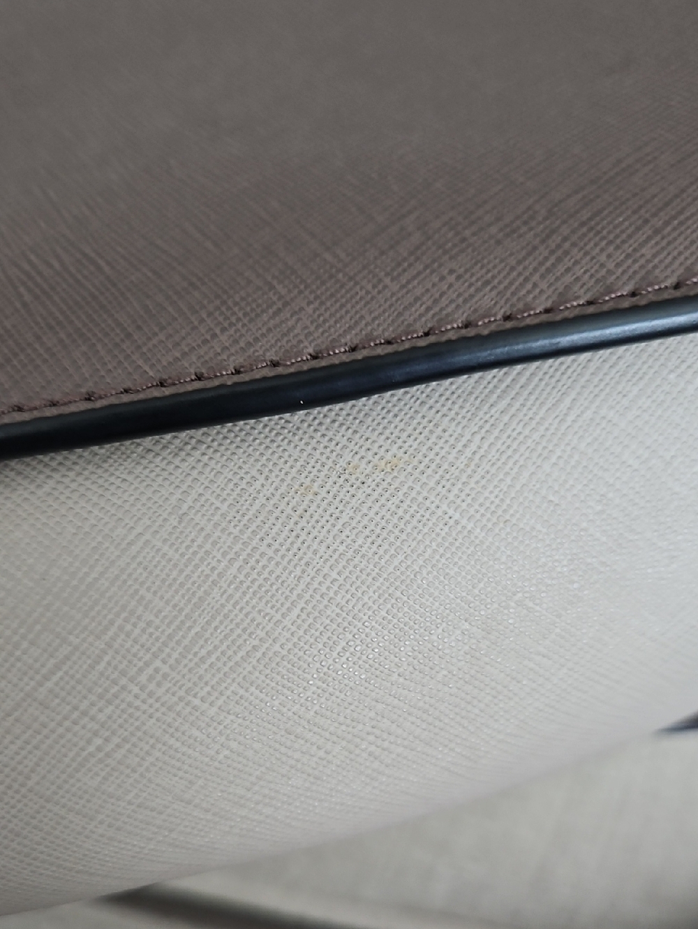 Michael Kors SELMA Mini Saffiano Leather Bag Two-toned Grey With Black Strap - Picture 8 of 8